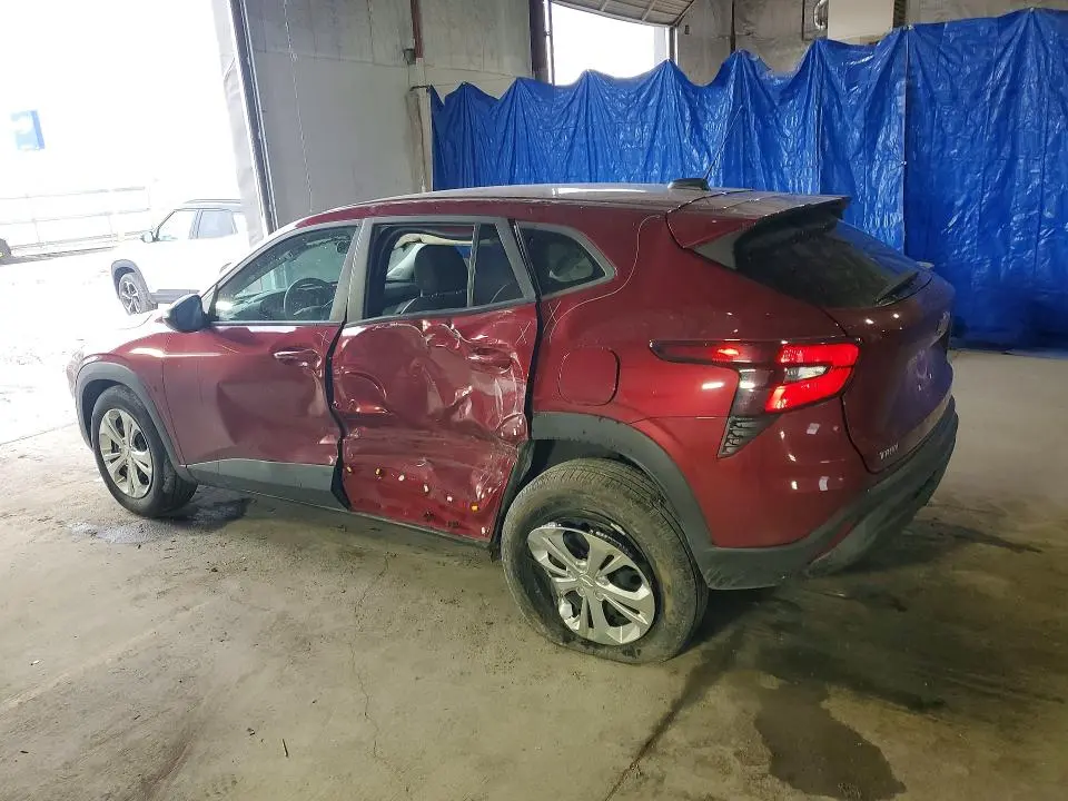 2024 CHEVROLET TRAX LS  