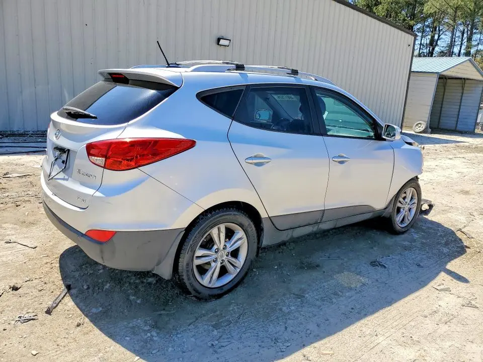 2013 HYUNDAI TUCSON GLS  