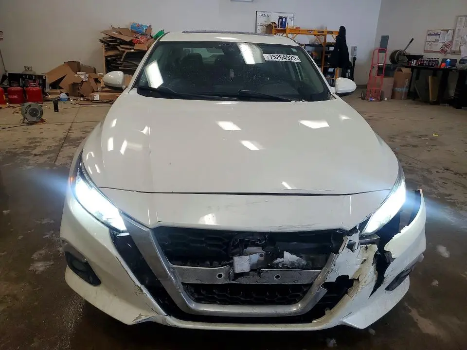 2019 NISSAN ALTIMA SL  