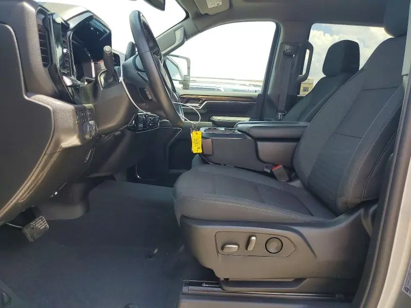 2024 CHEVROLET SILVERADO K2500 HEAVY DUTY LT  