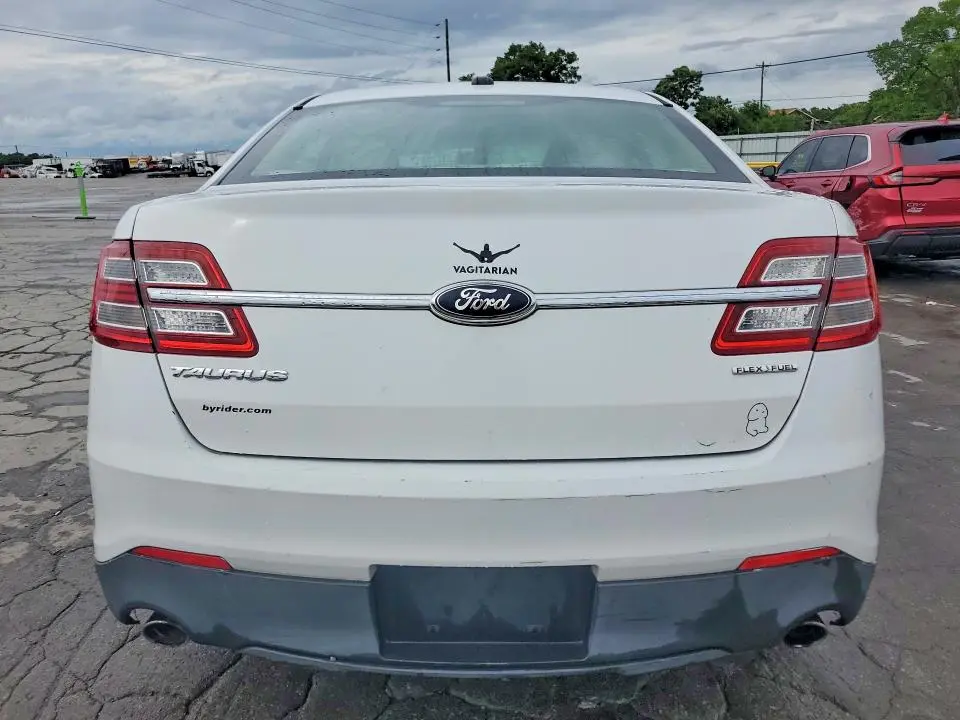 2013 FORD TAURUS SE  