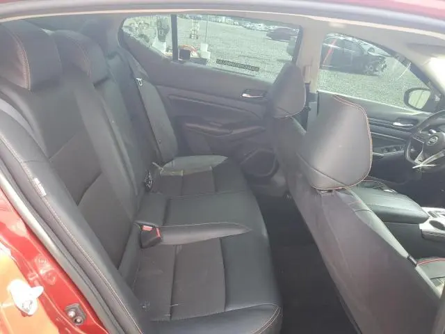 2022 NISSAN ALTIMA SR  