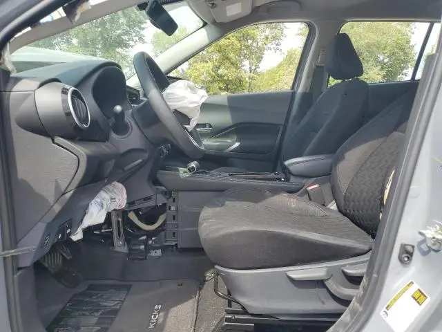 2022 NISSAN KICKS SV  