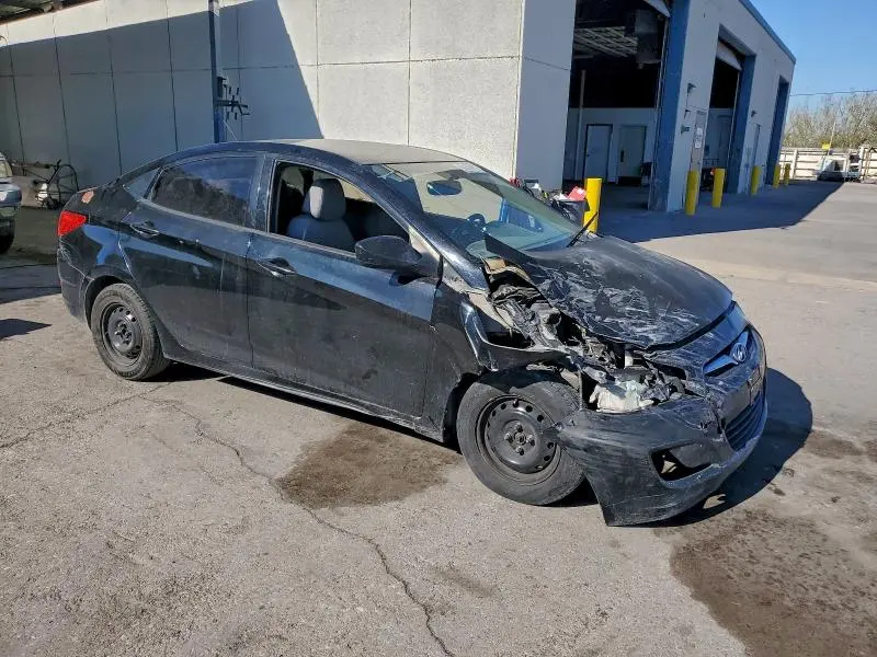 2012 HYUNDAI ACCENT GLS  