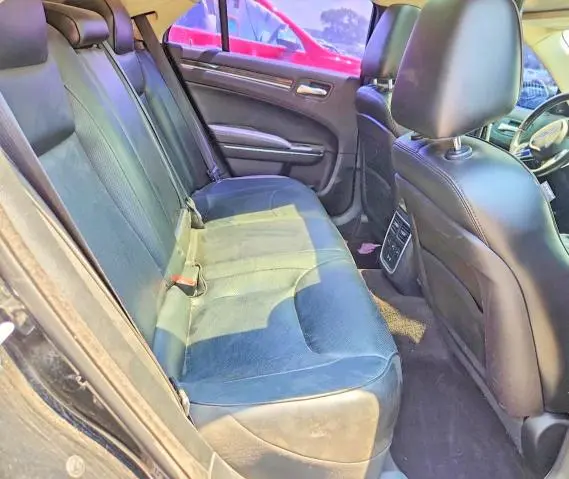 2017 CHRYSLER 300C   