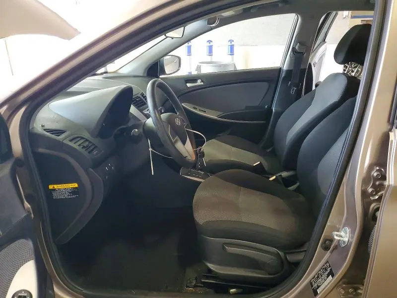 2014 HYUNDAI ACCENT GS  