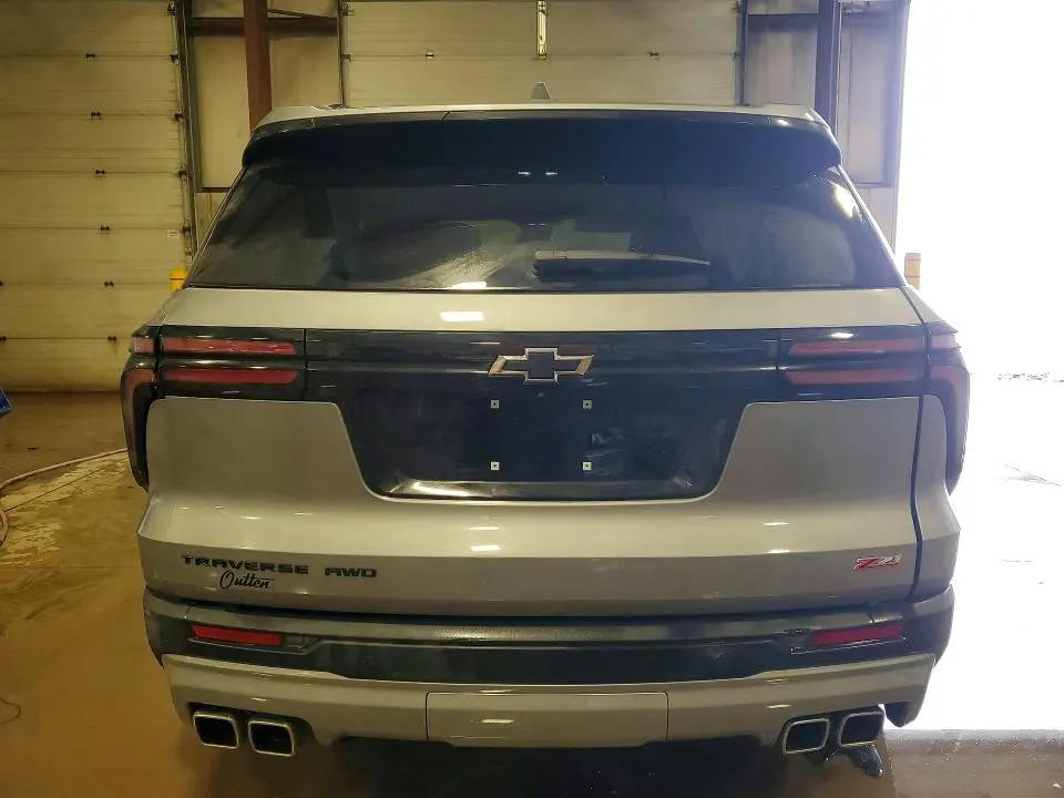 2025 CHEVROLET TRAVERSE Z71  