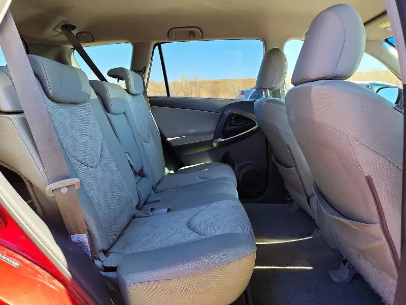 2010 TOYOTA RAV4 BASE  