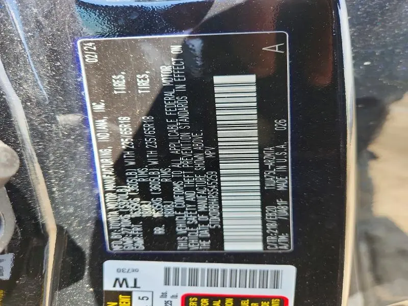 2024 TOYOTA HIGHLANDER XLE  