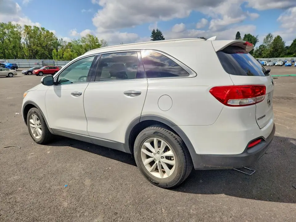 2017 KIA SORENTO LX  