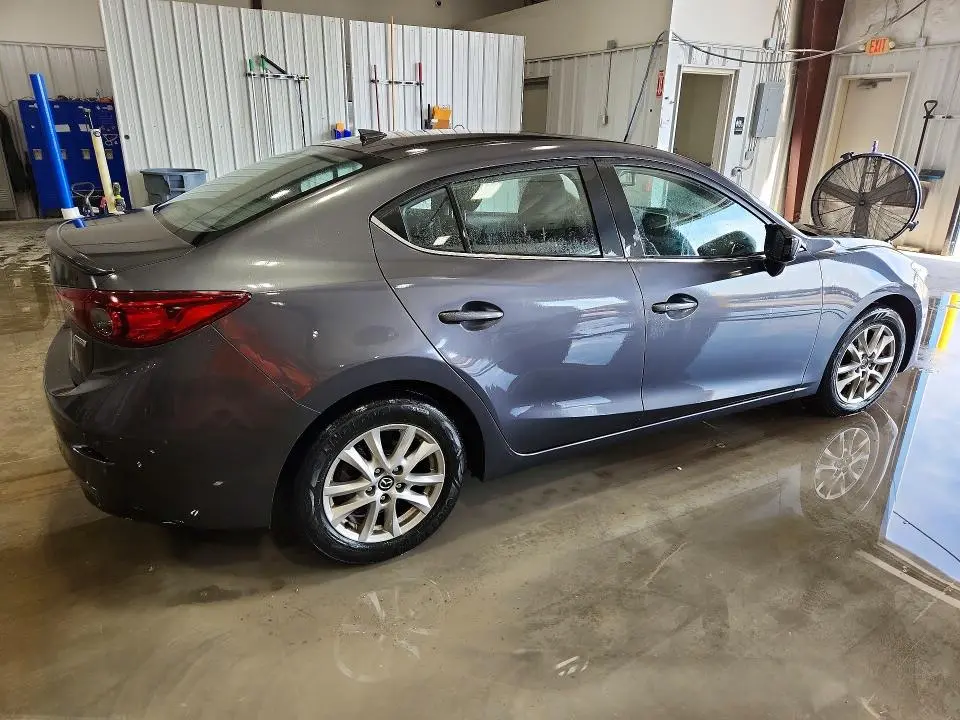 2016 MAZDA 3 TOURING  