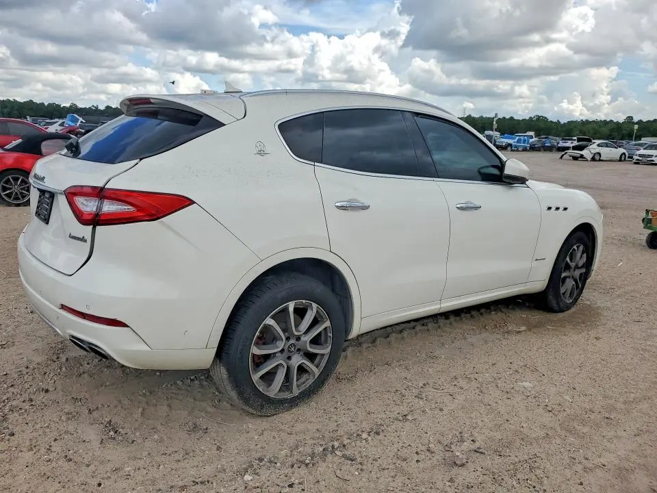 2019 MASERATI LEVANTE LUXURY  