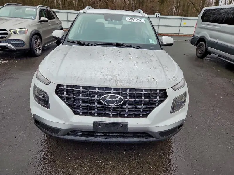 2022 HYUNDAI VENUE SEL  