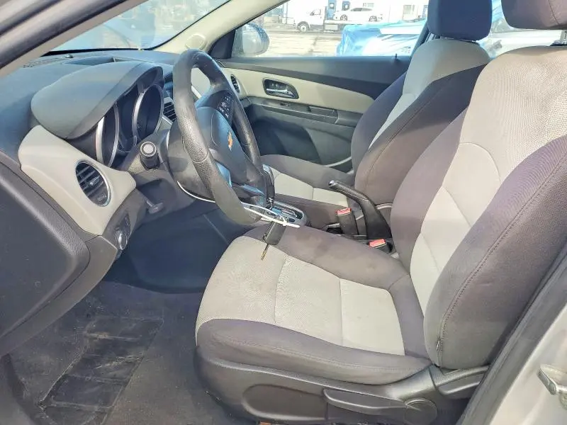 2013 CHEVROLET CRUZE LS  