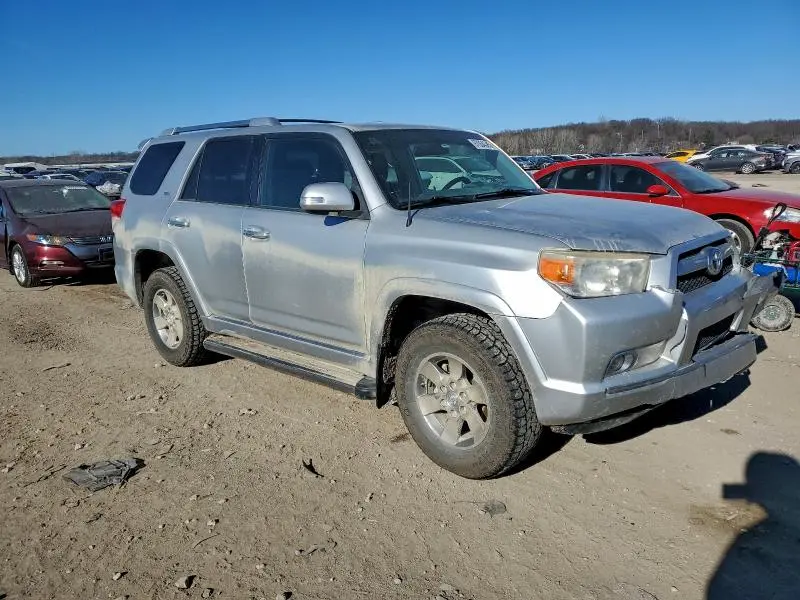 2010 TOYOTA 4RUNNER SR5  