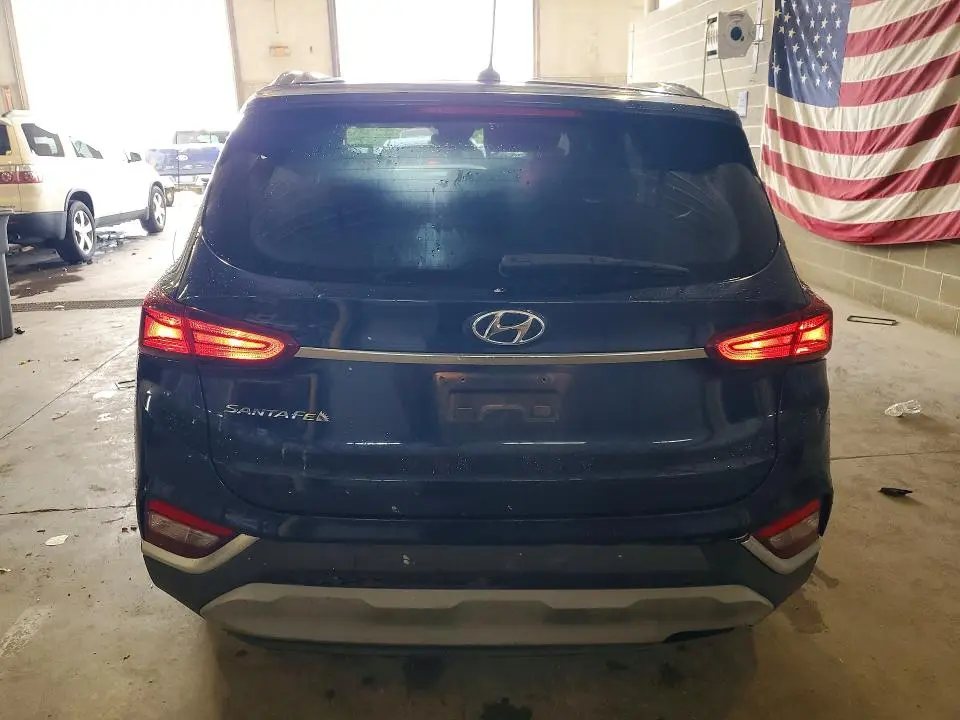 2019 HYUNDAI SANTA FE SE  