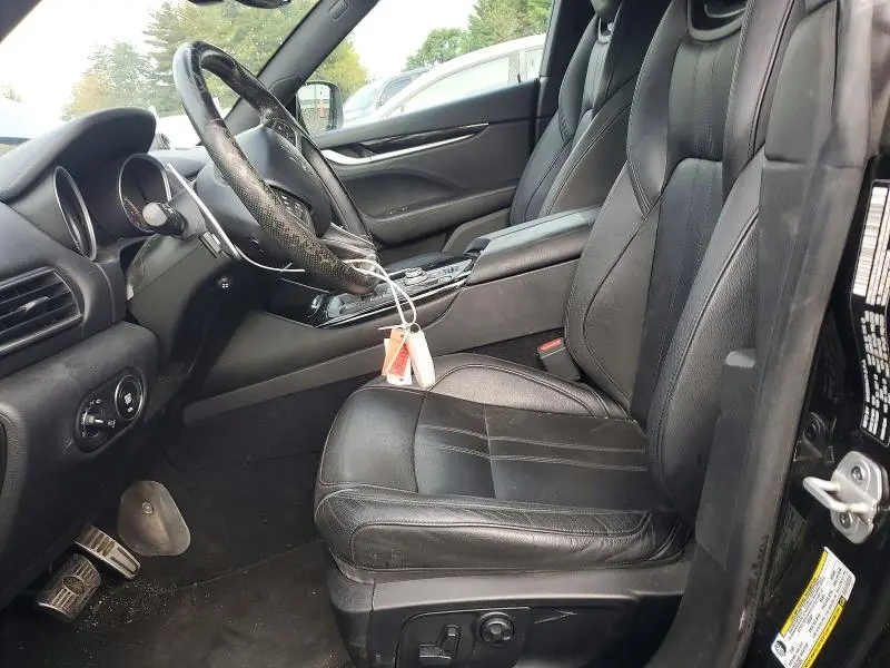 2019 MASERATI LEVANTE SPORT  