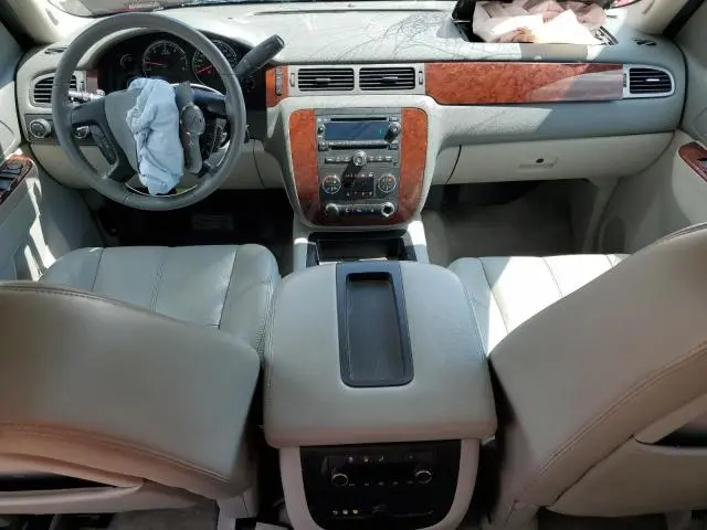 2010 CHEVROLET SUBURBAN K1500 LT  