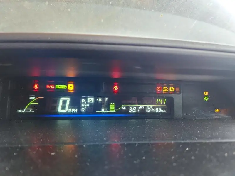 2013 TOYOTA PRIUS V FIVE  