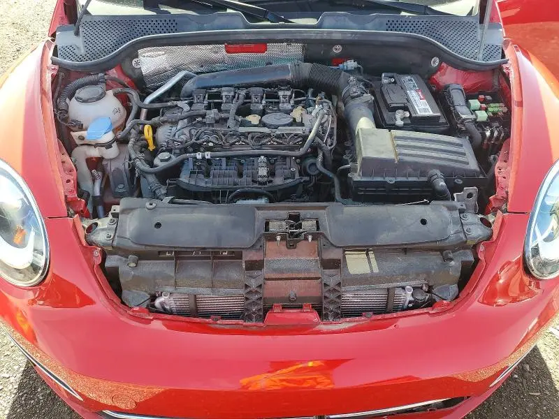 2018 VOLKSWAGEN BEETLE S  