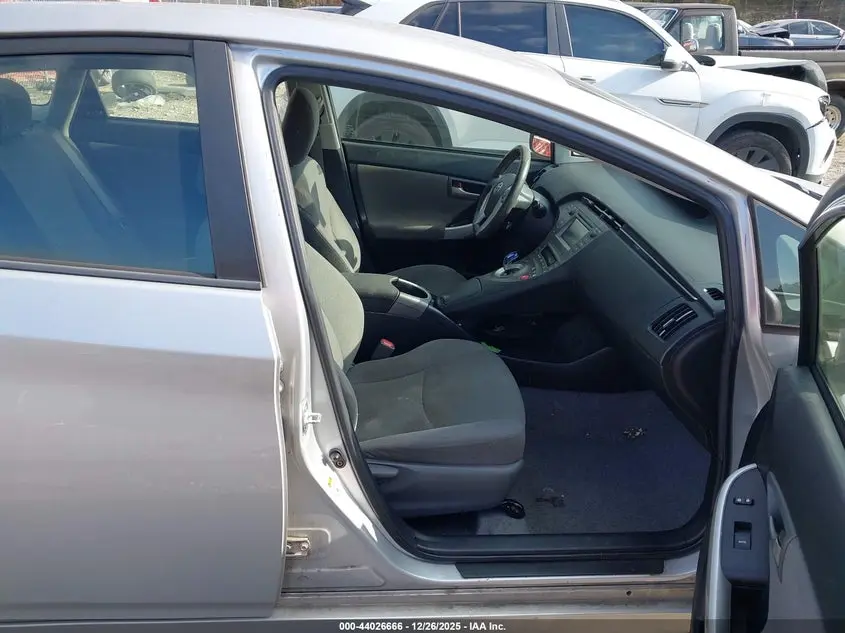 2015 TOYOTA PRIUS TWO