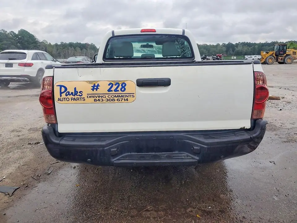 2014 TOYOTA TACOMA BASE  