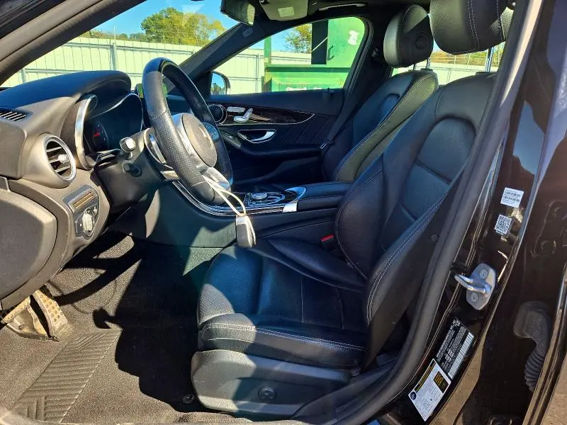 2019 MERCEDES-BENZ C 300  