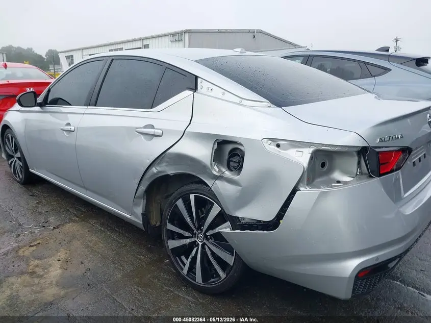 2022 NISSAN ALTIMA SR FWD