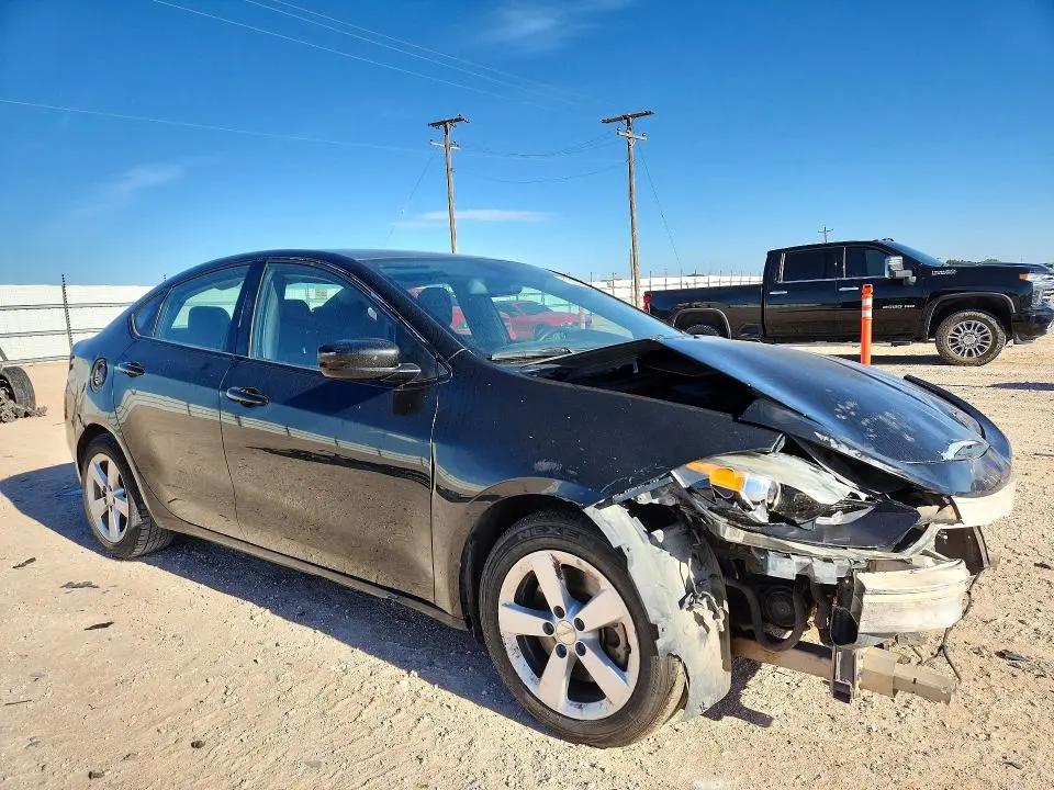 2015 DODGE DART SXT  