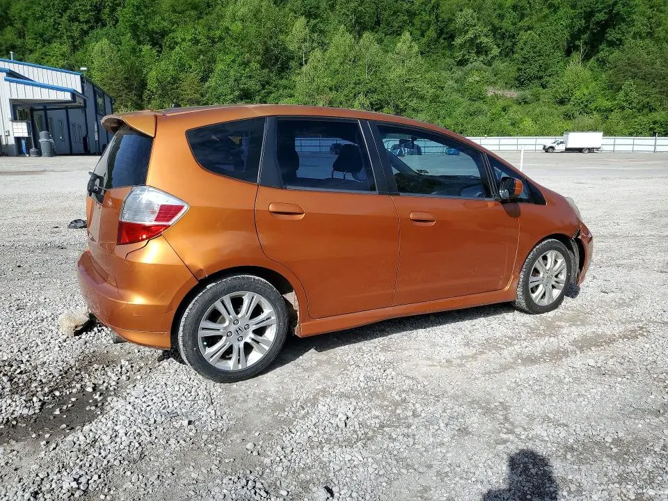 2010 HONDA FIT SPORT  