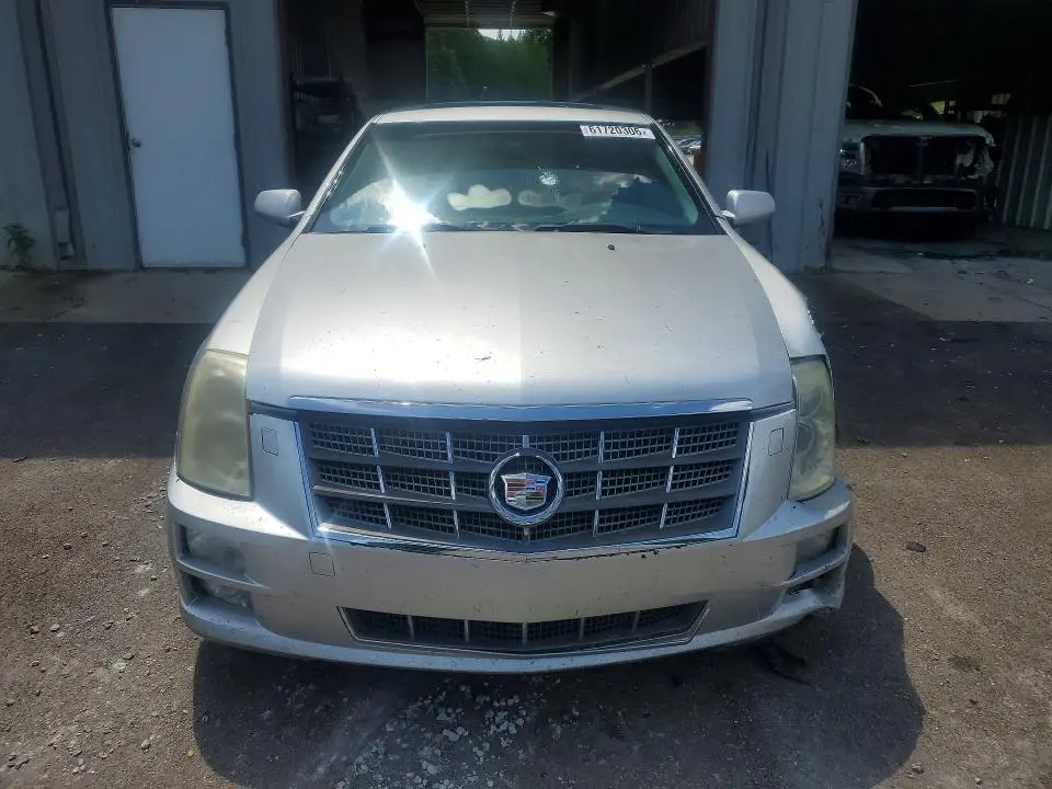 2011 CADILLAC STS LUXURY  