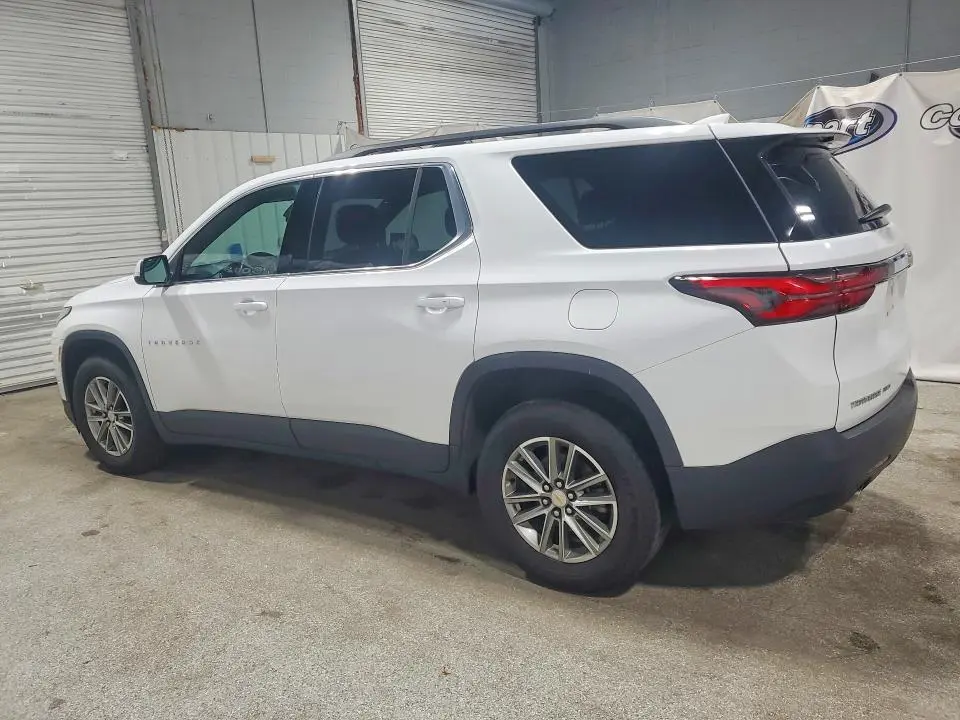 2023 CHEVROLET TRAVERSE LT  
