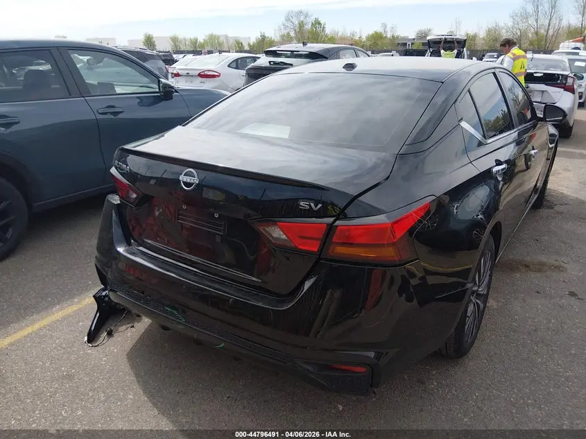 2024 NISSAN ALTIMA SV FWD