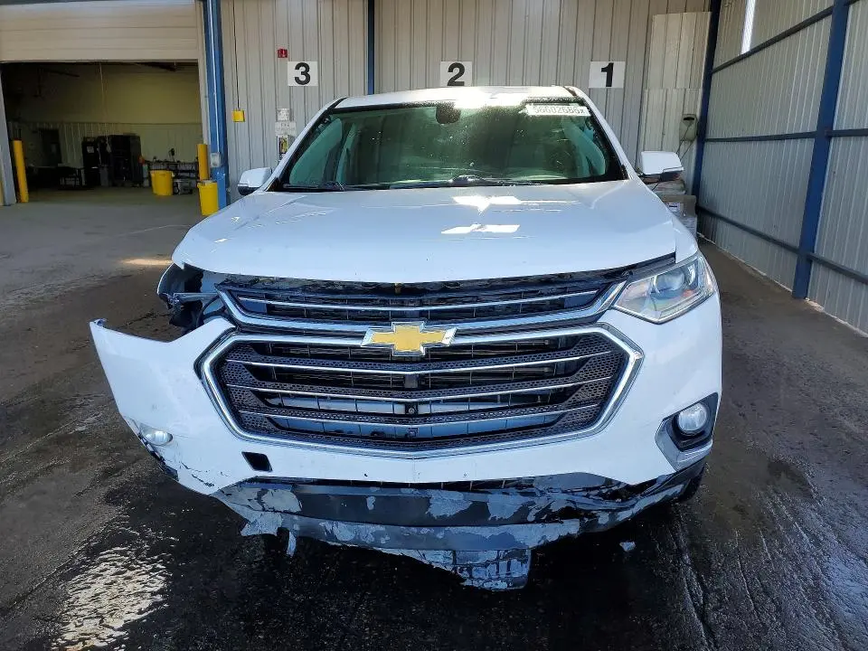 2019 CHEVROLET TRAVERSE LT  