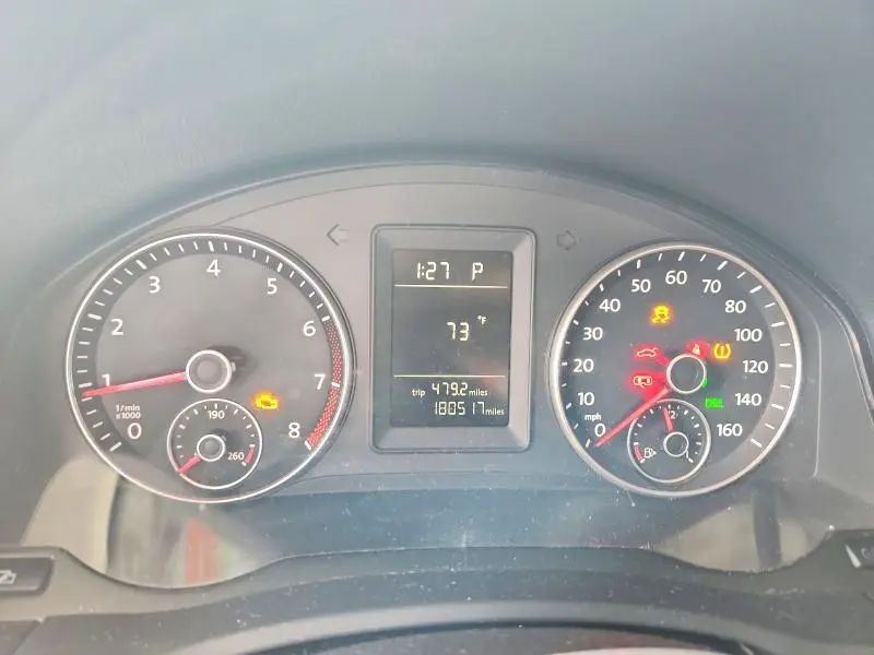 2010 VOLKSWAGEN JETTA SE  