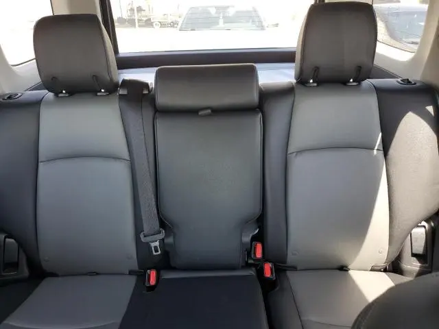 2023 TOYOTA 4RUNNER SE
