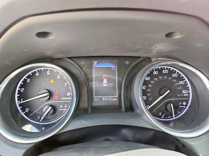 2020 TOYOTA CAMRY SE  