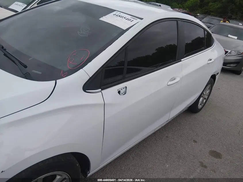 2019 CHEVROLET CRUZE LT