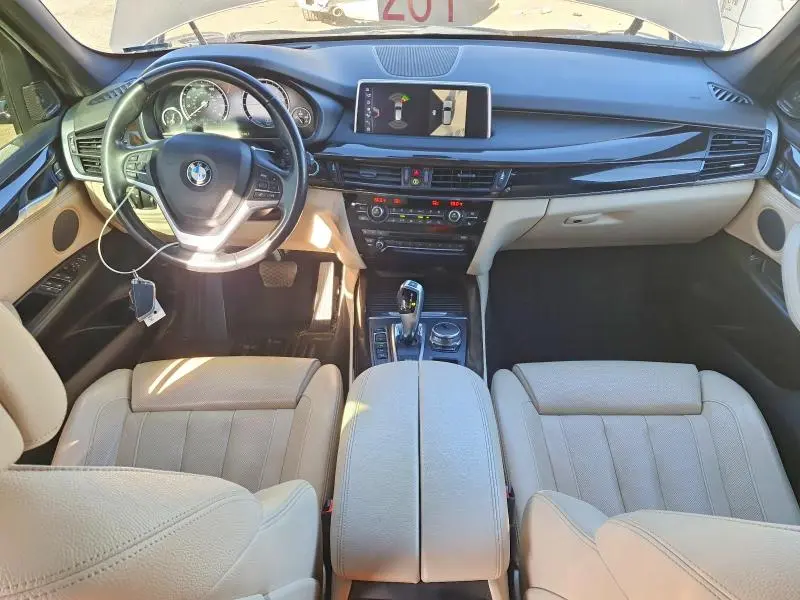 2017 BMW X5 XDR40E  