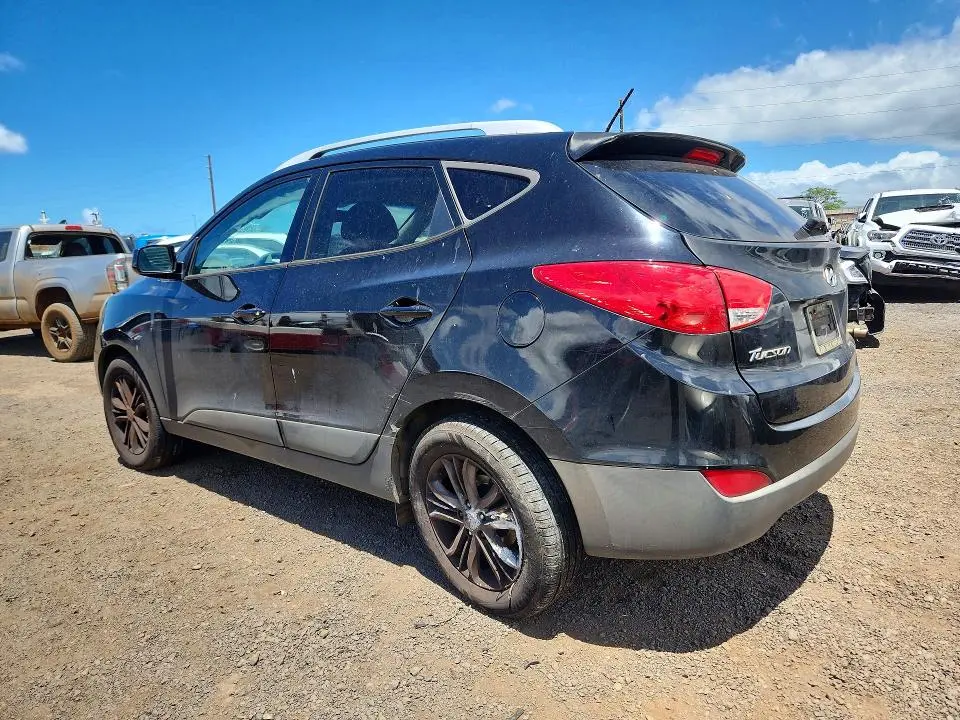 2015 HYUNDAI TUCSON SE  