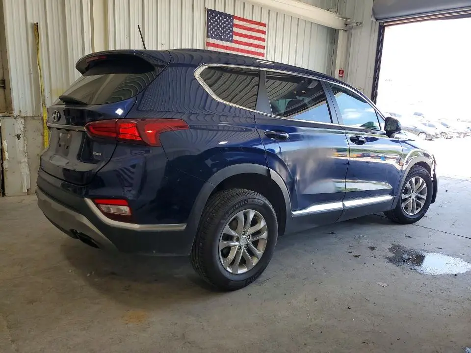 2020 HYUNDAI SANTA FE SE  