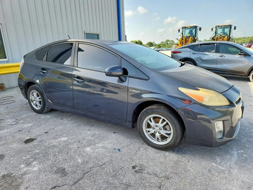 2010 TOYOTA PRIUS II  
