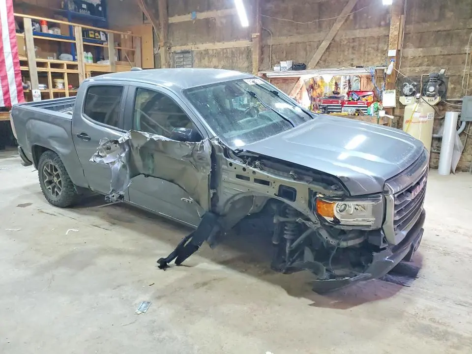 2021 GMC CANYON AT4  