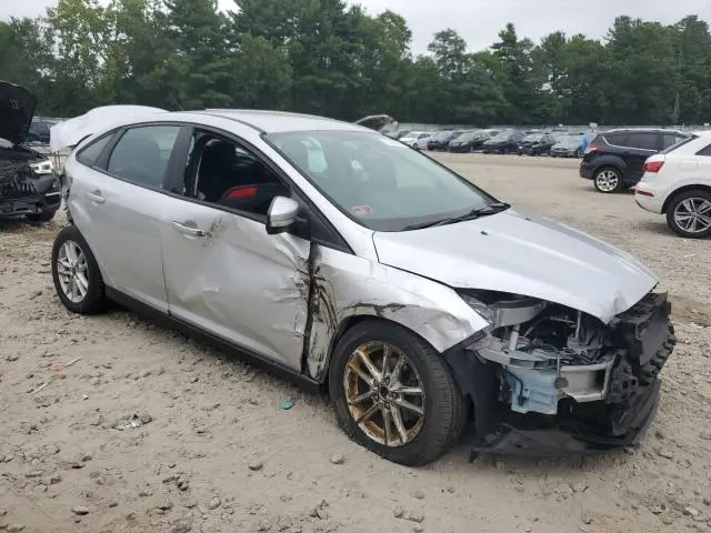 2017 FORD FOCUS SE  