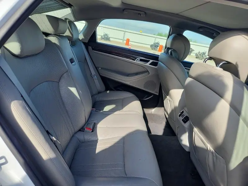 2016 HYUNDAI GENESIS 3.8L  