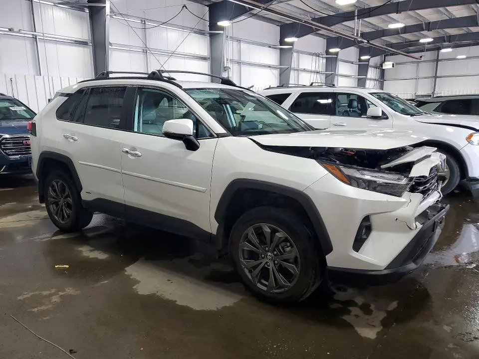 2024 TOYOTA RAV4 LIMITED  