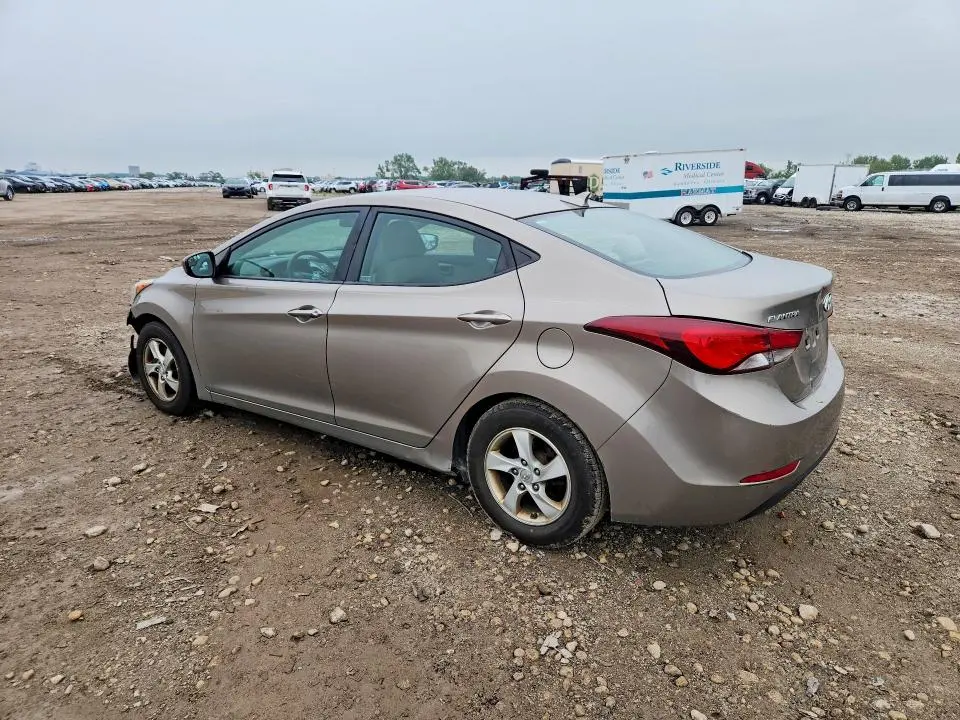 2015 HYUNDAI ELANTRA SE  