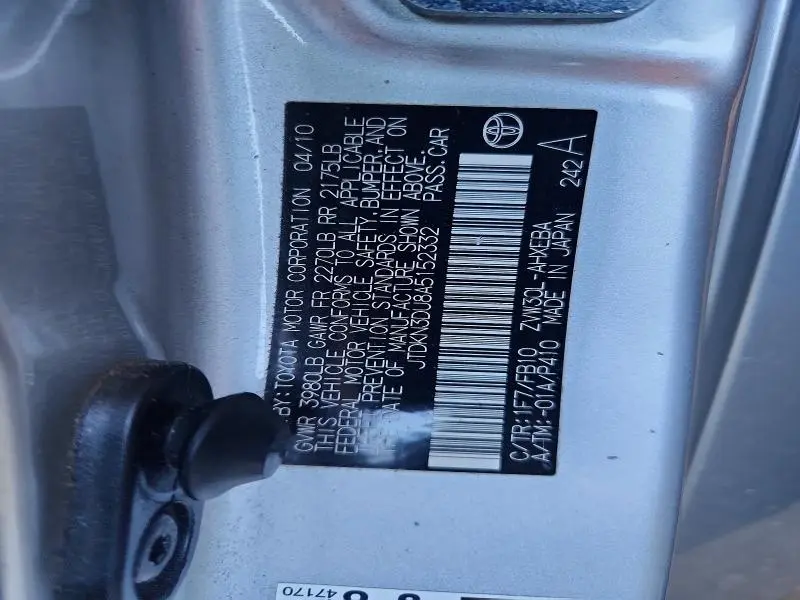 2010 TOYOTA PRIUS III  