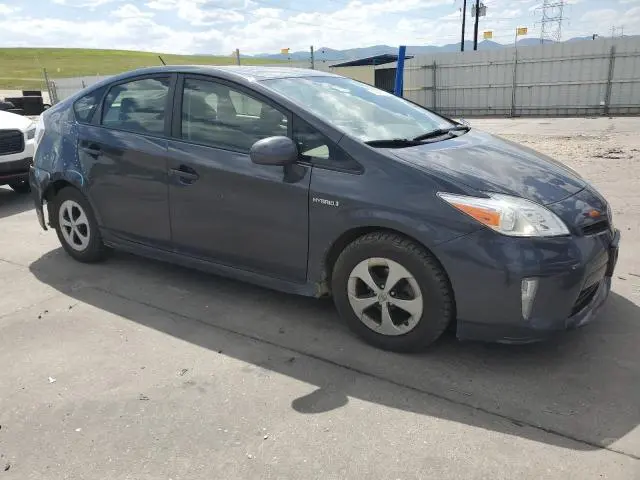2015 TOYOTA PRIUS   