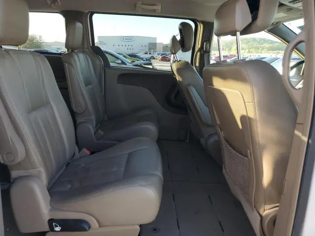 2016 CHRYSLER TOWN & COUNTRY TOURING  